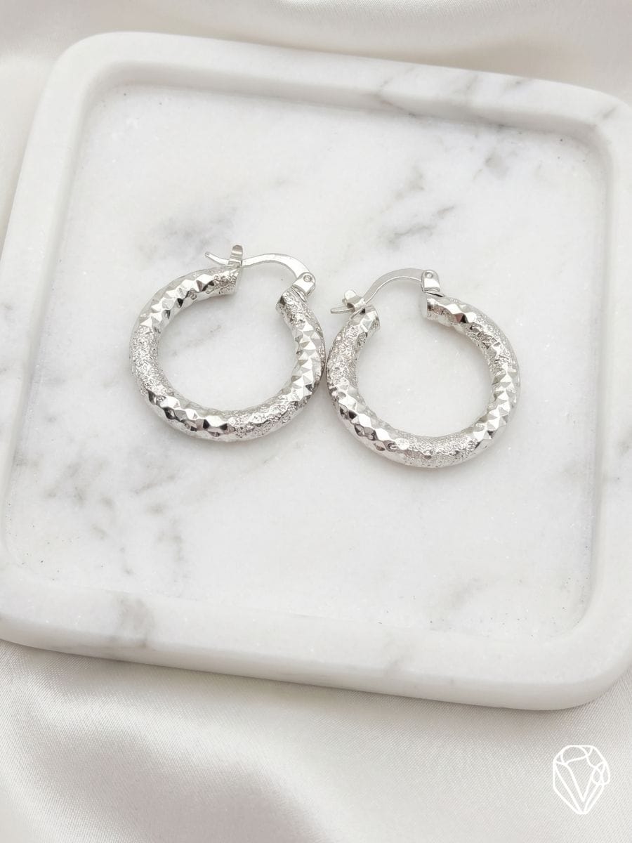 Aretes Argolla Diamantada Mediana