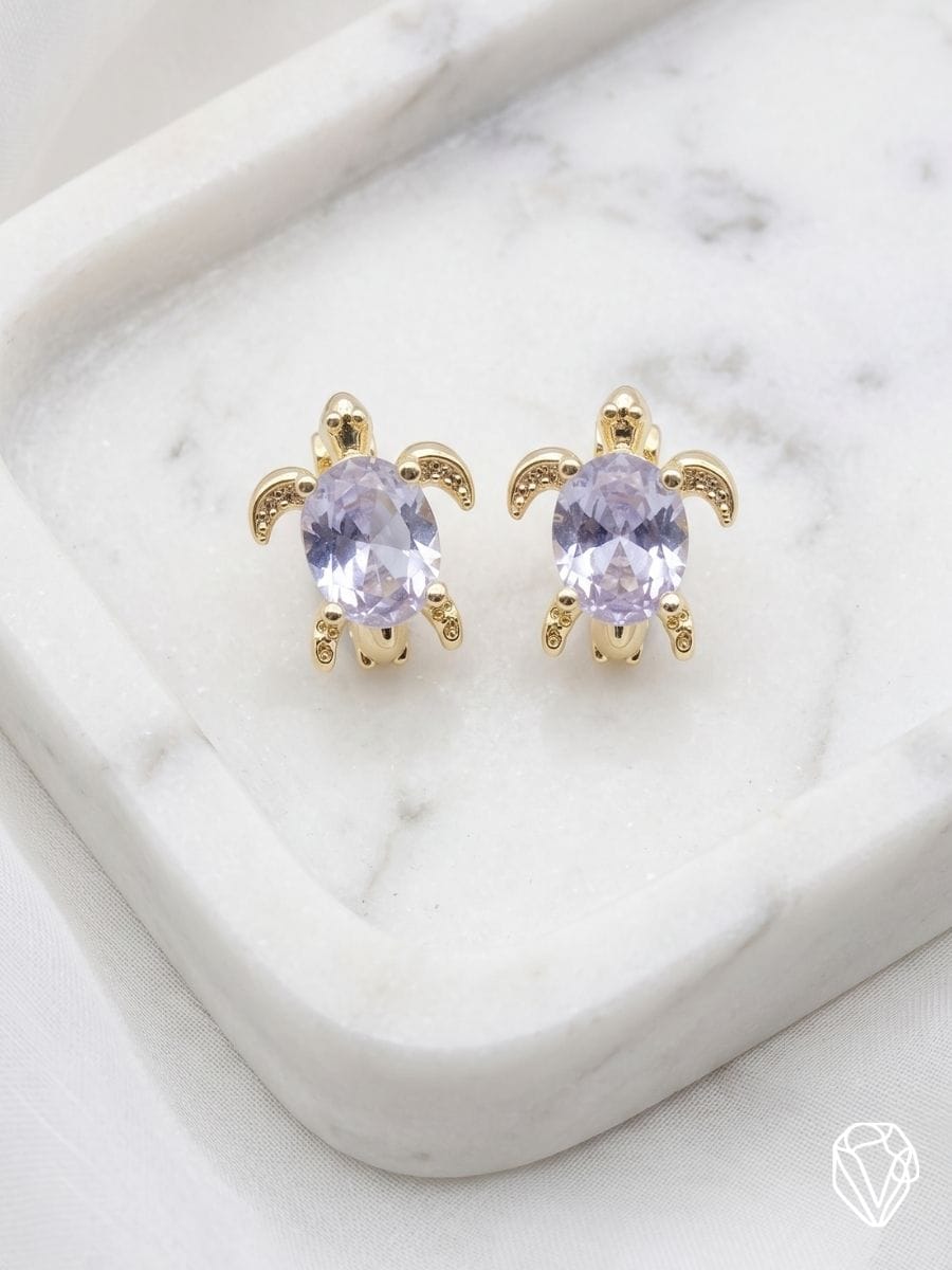 Aretes Tortuga — Oro Laminado Americano | Varelis Joyería