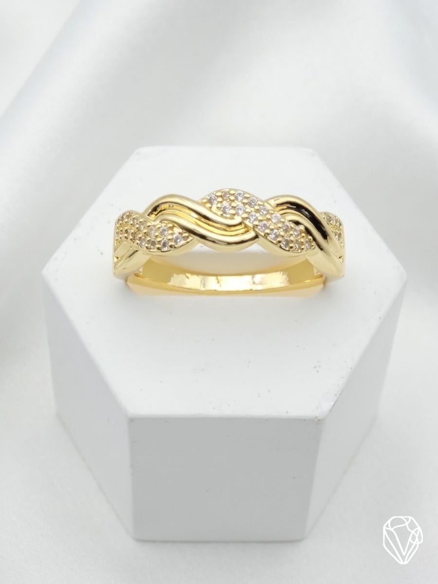 Anillo Trenza Oro — Oro Laminado Americano | Varelis Joyería