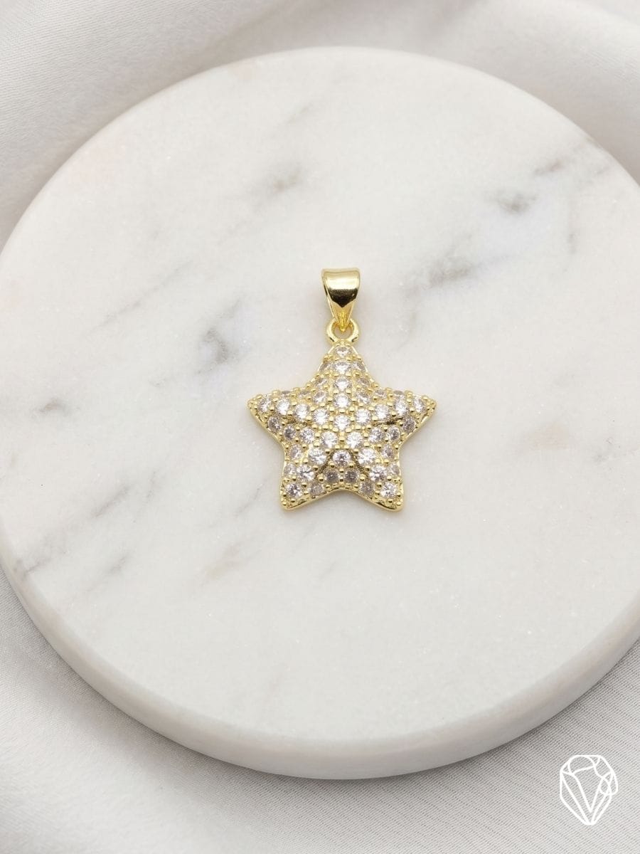 Dije Estrella con Pavé — Oro Laminado Americano | Varelis Joyería